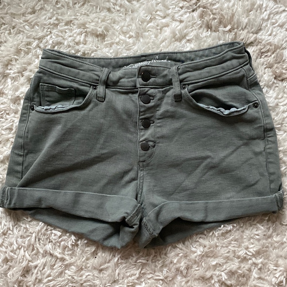 Universal Threads High-rise Shorts